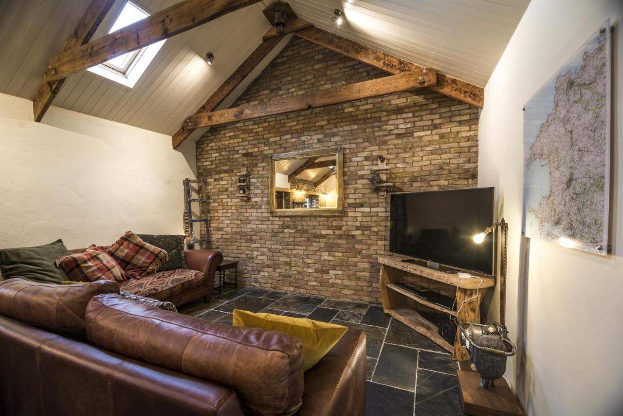 Lavender - Luxurious Barn Conversion - Blossom Farm 존스톤 외부 사진